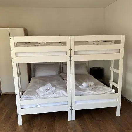 Red Nest Apartment