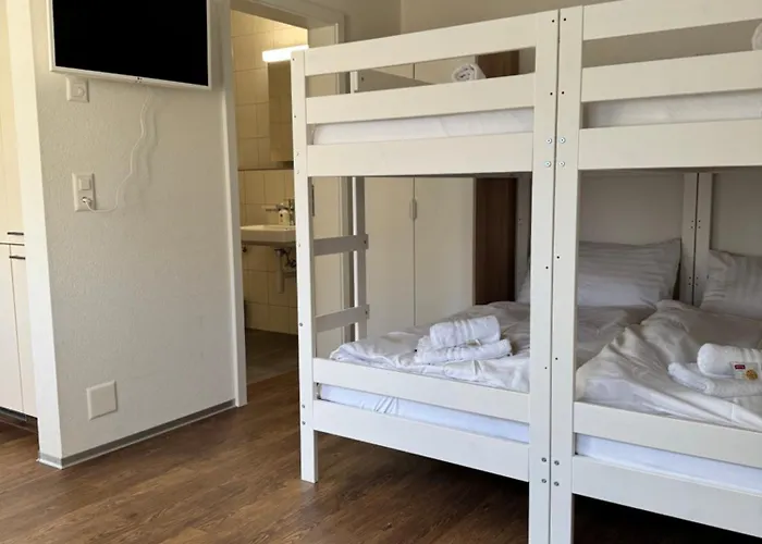 Red Nest * Matten bei Interlaken